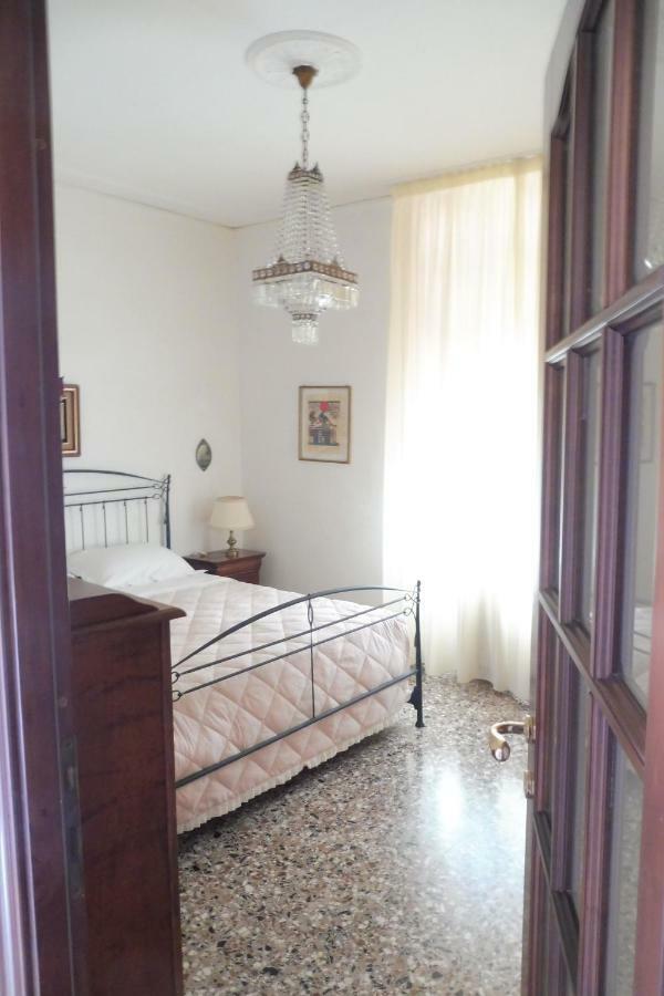 Ca'Di Gilbi E Pasqui La Spezia Exterior foto